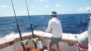 Три blue marlin и mahi на ужин - рыбалка на марлина в Доминикане