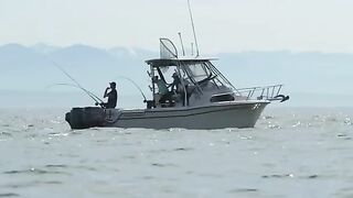 Пять-двадцать пять минут до лосося - рыбалка в Тихом океане у Ванкувера