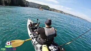 Surface lures у рифов Джерси - рыбалка в Великобритании с каяка