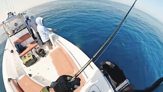 Kingfish и GT в один выход - рыбалка в Рас-эль-Хайме с лодки