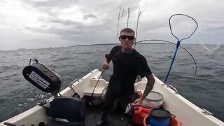 Feathers и скумбрия одна за другой - рыбалка в Великобритании с лодки