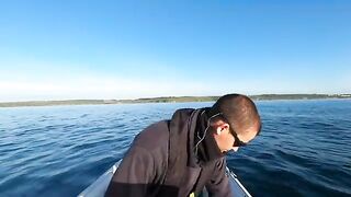 Тяжелый pollack с малой лодки - рыбалка в Англии у Cornwall