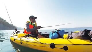 Одна рабочая точка и дорожка с каяка - рыбалка в Геленджике у Джанхота