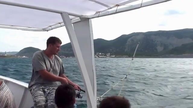 Катер, июль и выход в море - рыбалка в Большом Утрише