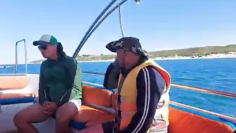 Команда Натальи вышла на морскую рыбалку у Благовещенской