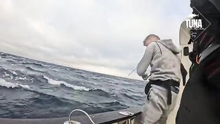 Поппер на лодке и голубой тунец в Марокко