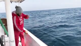 Морской выход Al Hira Fishing Trips у Шарджи