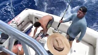 Чартер Whipsaw на морской рыбалке у Гонолулу