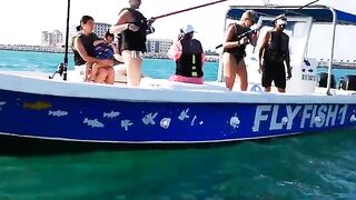 Морская рыбалка с лодки FLYFISH 1 у Аль-Марджана