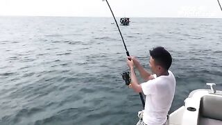 Удилище в дуге на Sea Urchin Charters