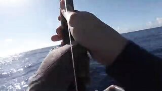 Шнур в руках и марлин на Сиаргао