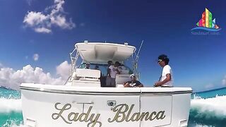 Lady Blanca выходит на чартерную рыбалку у Канкуна