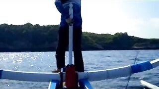 Кругом у Нуса-Пениды рыбу тянут на синюю палубу