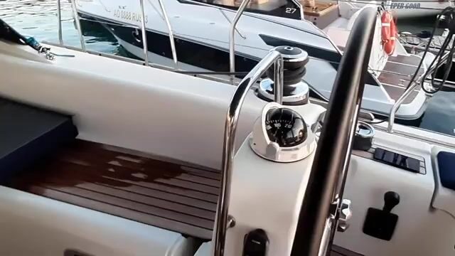 Закат над Адлером с палубы яхты (и пропавшие шлёпки на финише)