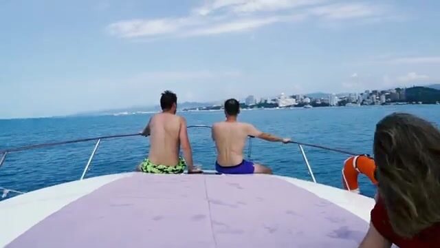Удочка или дельфины - что берём на выходе в море под Адлером?