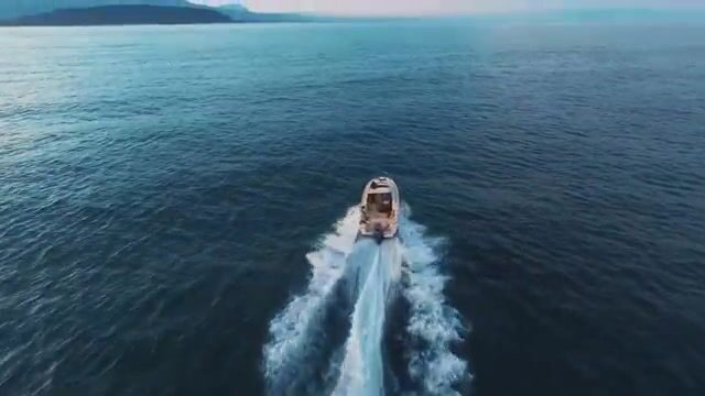 Адлерская яхта под вечер - дельфины, закат и ни одной удочки на борту