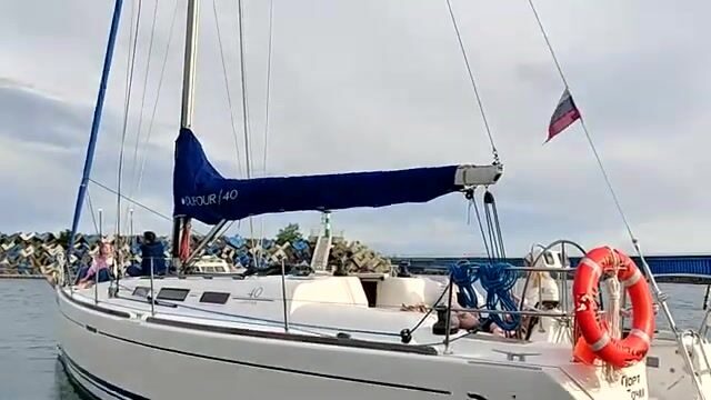 Восемь человек, один Dufour 40, рыбалка и прогулка в Адлере