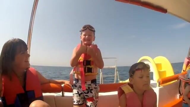 «Через час - у затонувшего корабля» - обычный маршрут яхт в Витязево
