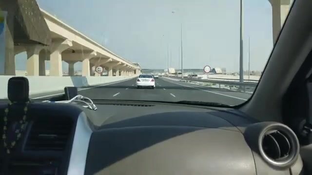 У рынка Аль-Вакры клёва нет два часа, а потом идёт каранкс косяком