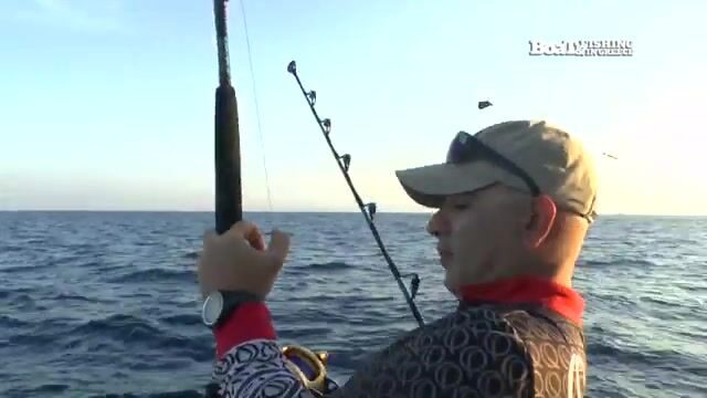 Двенадцать команд на турнире в Алачаты ловили луфаря взаброс