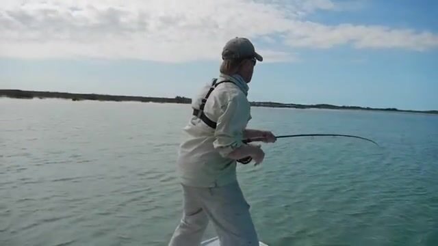 «Держись крепче!» - тарпон закусился у берегов Андроса