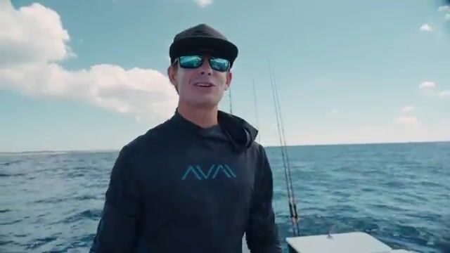700 футов глубины и групер под 80 фунтов - будни Багам