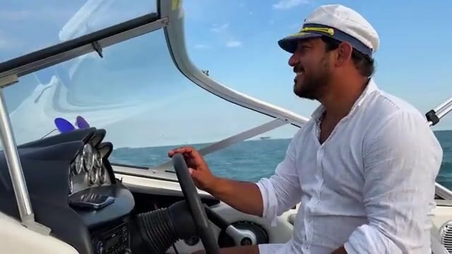 Вышли в лодке на Каспийское море, а через час рыба уже шкворчала на сковородке