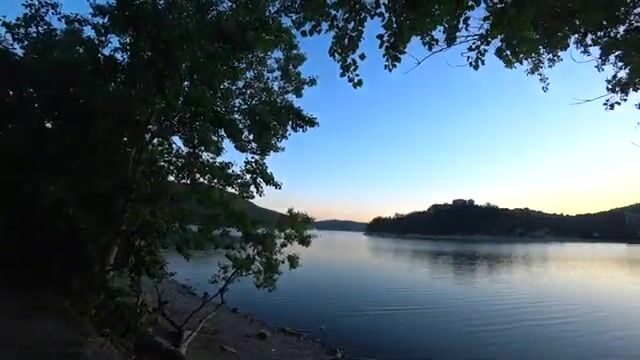 Три часа тишины на Абрау-Дюрсо, а потом спиннинг утащило в воду