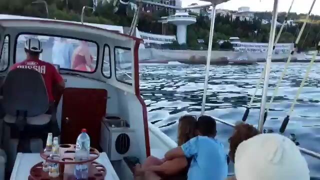 Почему лодка ушла с первой точки в Алуште?