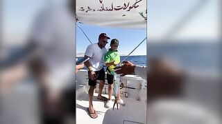 Поймал первую махи-махи на семь кило в Акабе (Иордания)