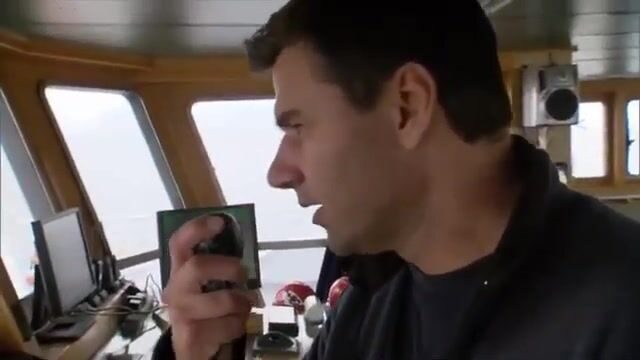 200 тонн минтая за один трал: будни плавучего завода в Беринговом море