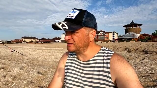 Бердянск, полный штиль: бычок молчит, чехонь тоже
