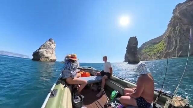 Балаклава на рассвете: выходи на ПВХ за барабулькой