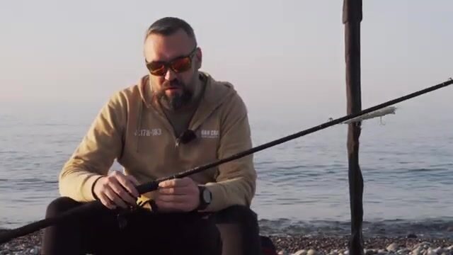 Батуми в декабре: почему сибас держится у самого мола?