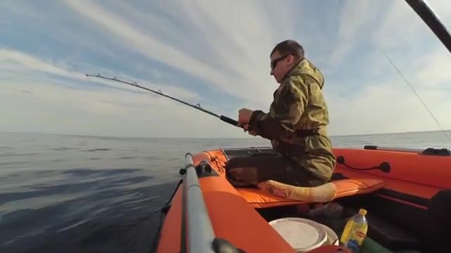 У мыса Малинник под Беломорском джиг поднимает донную треску