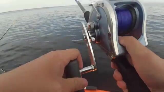 У мыса Малинник под Беломорском джиг поднимает донную треску