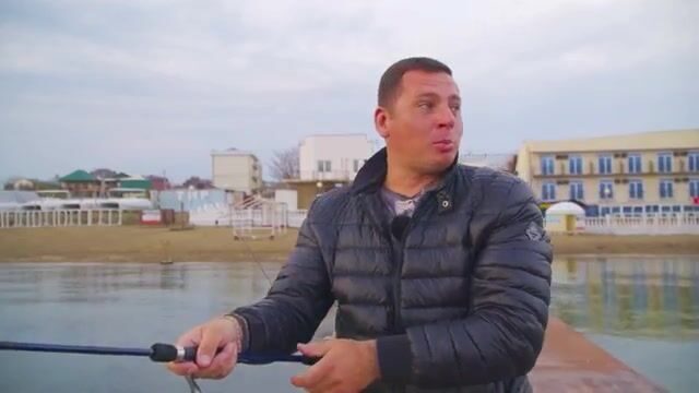 Вышли в море под Геленджиком утром, а вечером взяли карпа на платнике