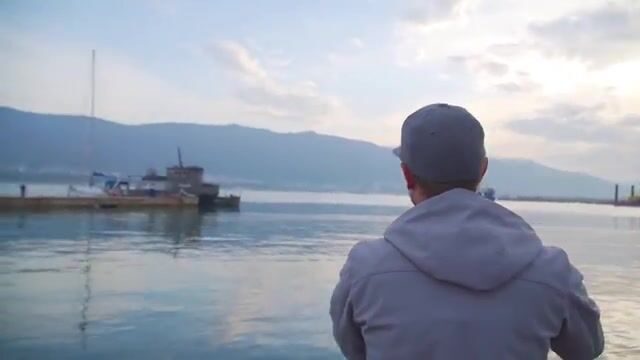 Вышли в море под Геленджиком утром, а вечером взяли карпа на платнике