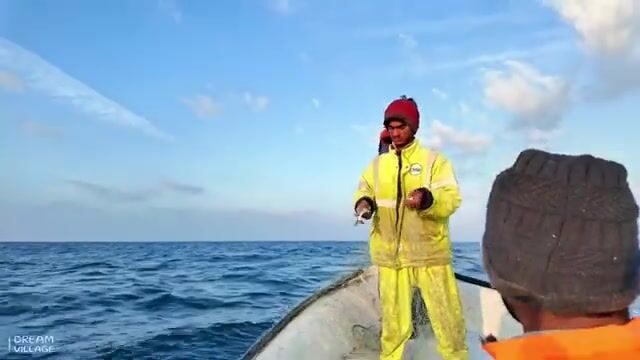 Полночь в Оманском заливе: фонарь на носу и десяток помфретов в садке