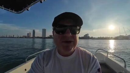 Ищу рыбу в одиночку по Сиамскому заливу, пока не испортилась погода