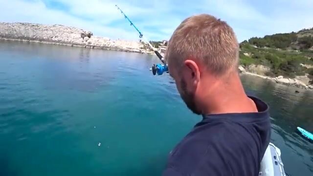 Чёрное ризотто в ресторане и рыба на блесну прямо с борта у Хвара