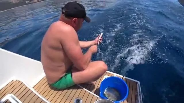 Чёрное ризотто в ресторане и рыба на блесну прямо с борта у Хвара
