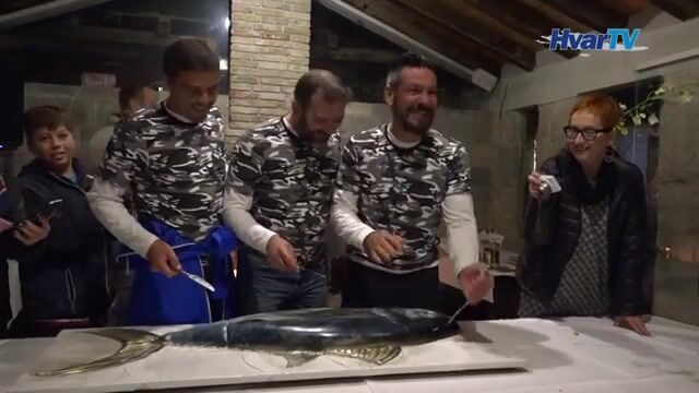 14 часов на снаряжение, 9 часов на тунца: биг-гейм под Хваром