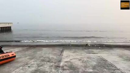 Каяк у Джакарты: залив мутный, а рыба всё равно есть