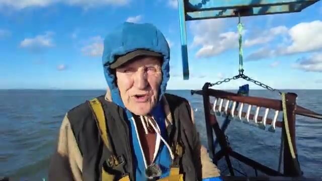 Тридцать пять минут буксировки в Ирландском море решают улов бритвы