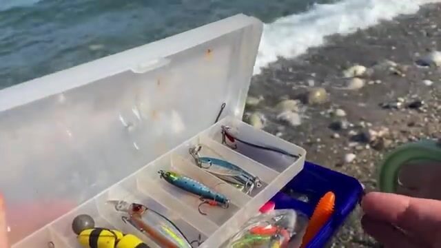 Спиннинг за 4000 рублей потерялся, а рыбалка в Кемере всё равно случилась