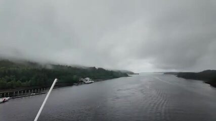 Круизный лайнер ждёт у причала, а королевский лосось - на глубине Кетчикана