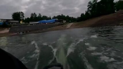 Царские ворота на Красноярском водохранилище: щука под скалой