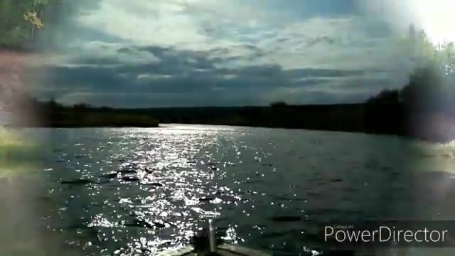 На реке Кута хариус берёт с рассветным туманом