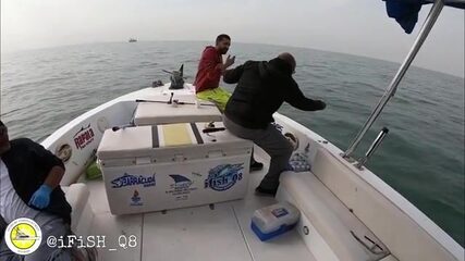 Можно ли высидеть смену на молу Кувейта, когда солнце не даёт пощады?